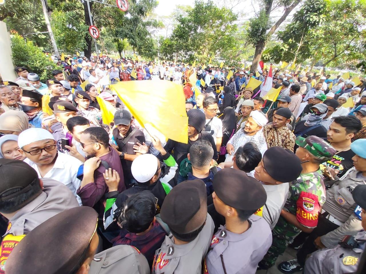 Kasus 21-22 Mei Tak Jelas, Bendera Kuning Berkibar di Depan Komnas HAM